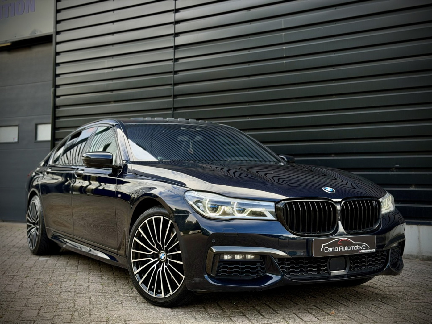 Foto van BMW 750li xDrive
