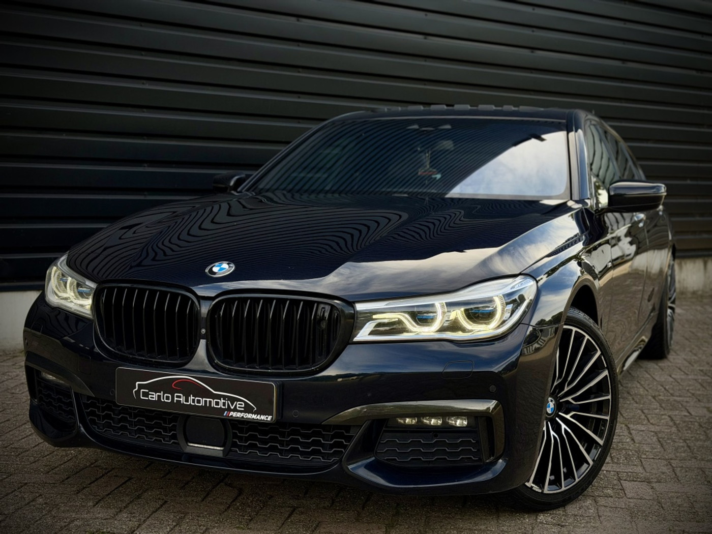 Foto van BMW 750li xDrive