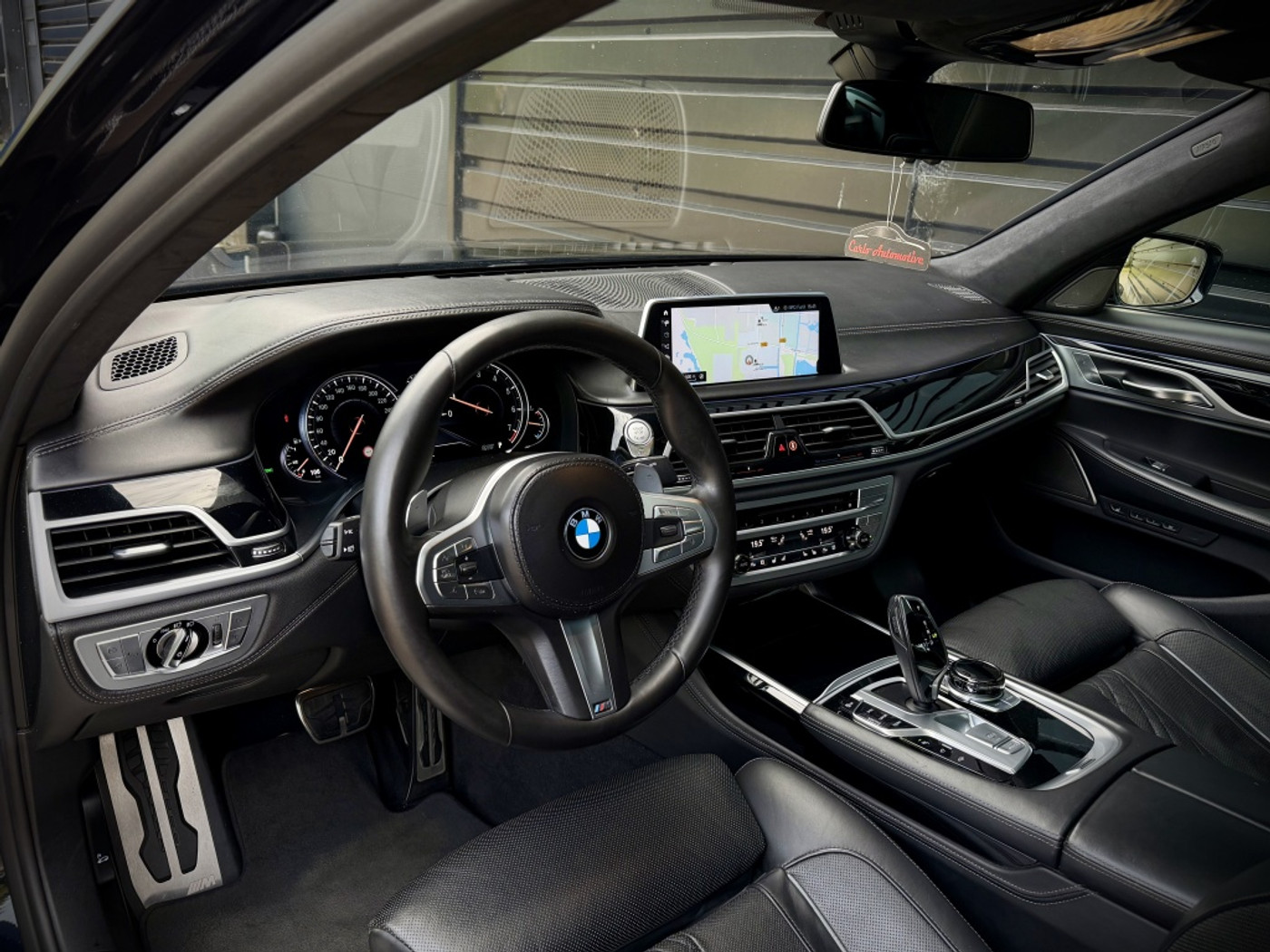 Foto van BMW 750li xDrive