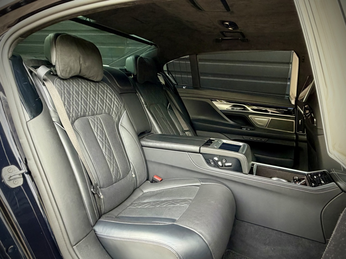 Foto van BMW 750li xDrive