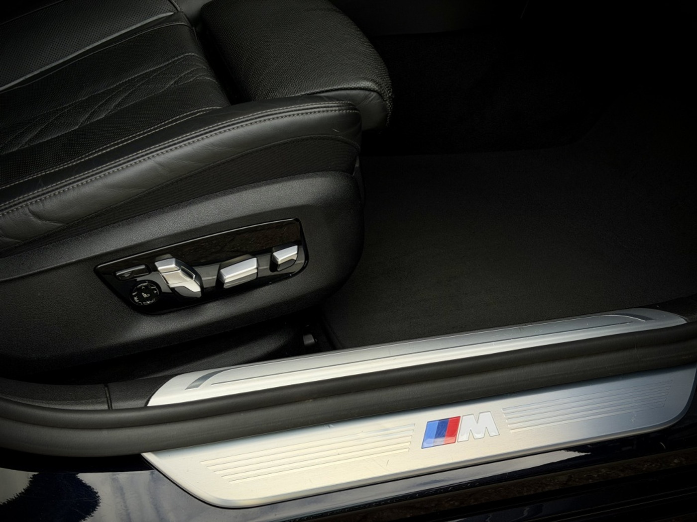 Foto van BMW 750li xDrive