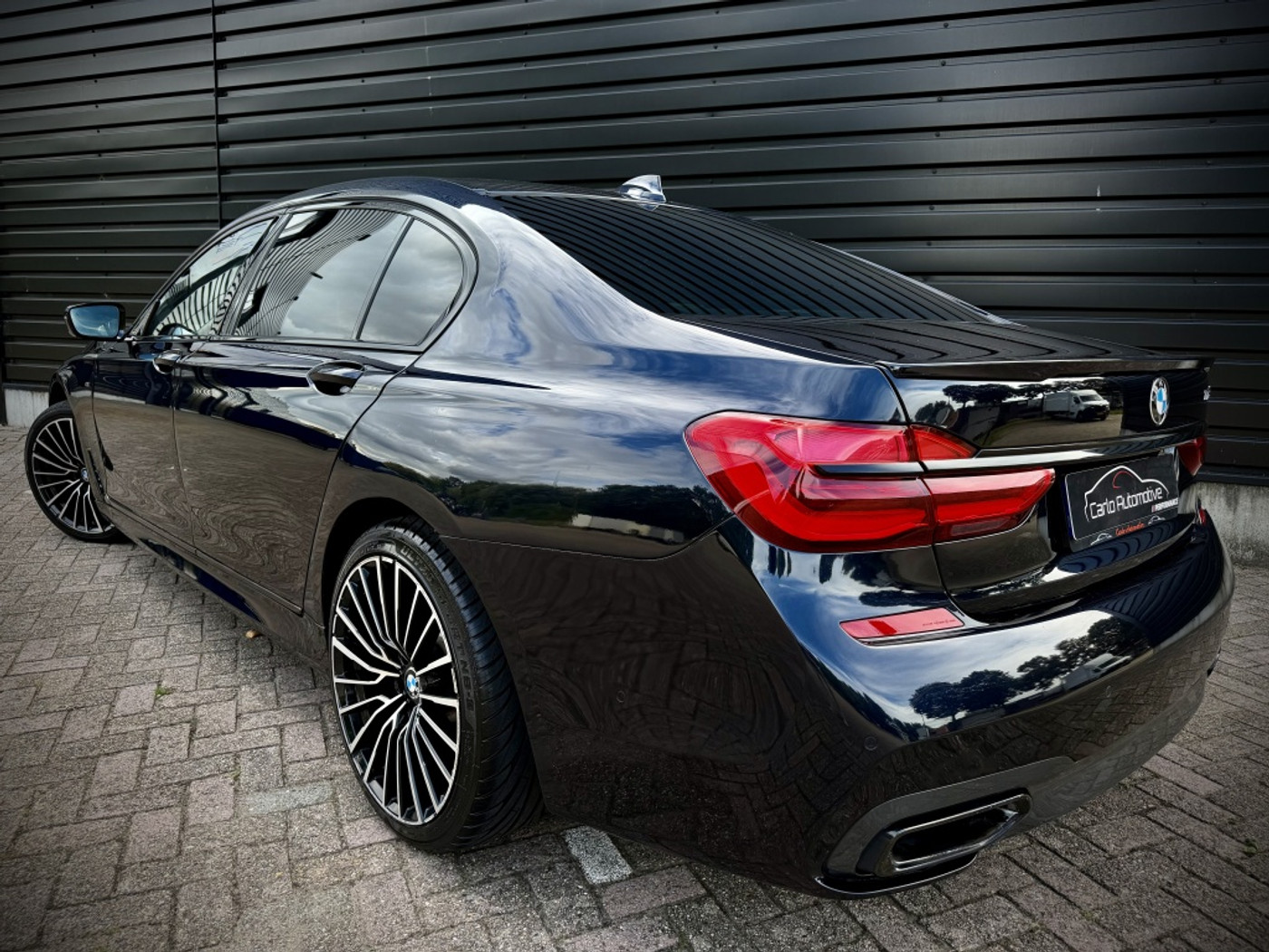 Foto van BMW 750li xDrive