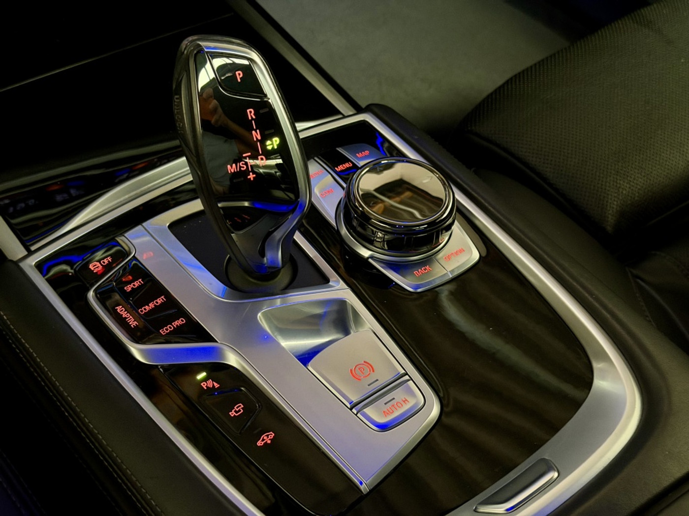 Foto van BMW 750li xDrive