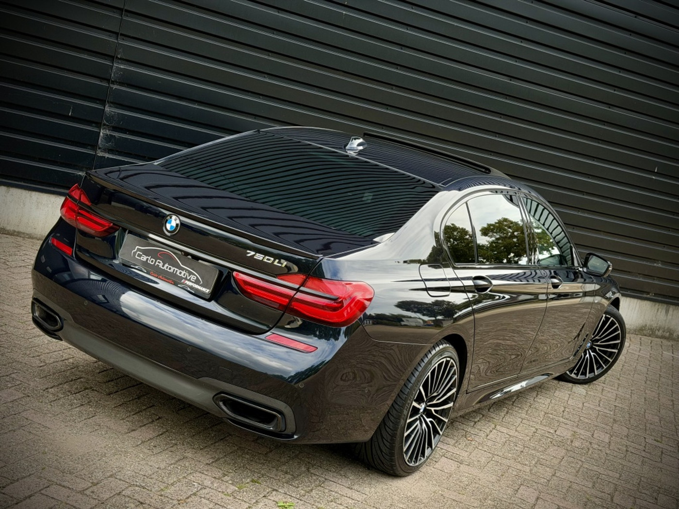 Foto van BMW 750li xDrive