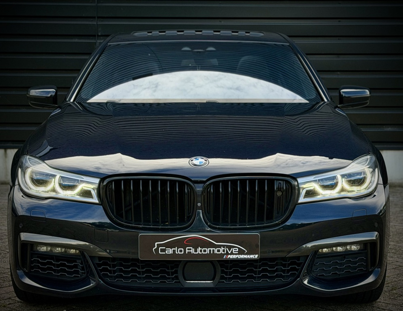 Foto van BMW 750li xDrive
