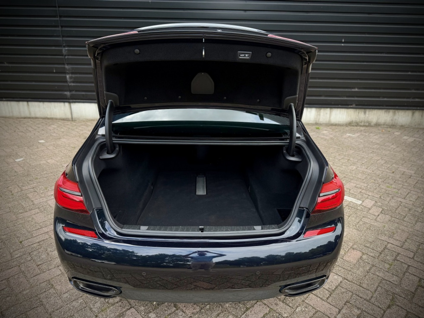 Foto van BMW 750li xDrive