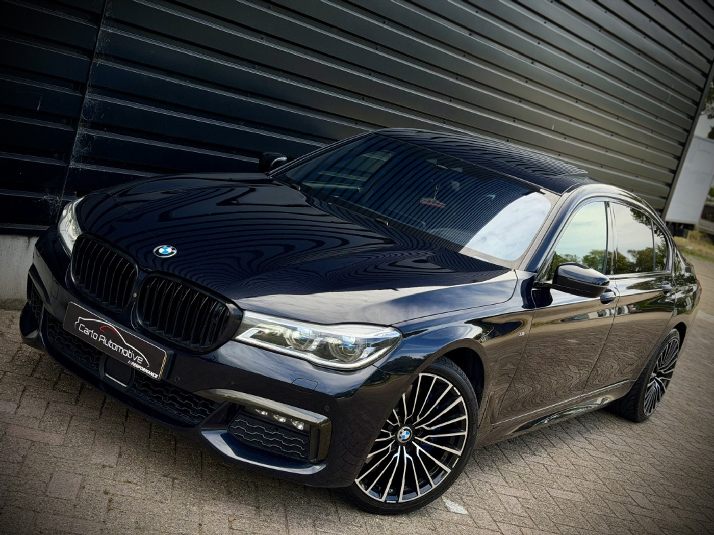 Foto van BMW 750li xDrive