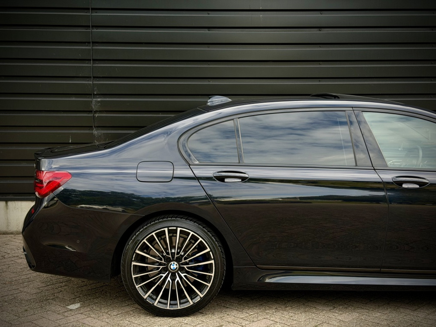 Foto van BMW 750li xDrive