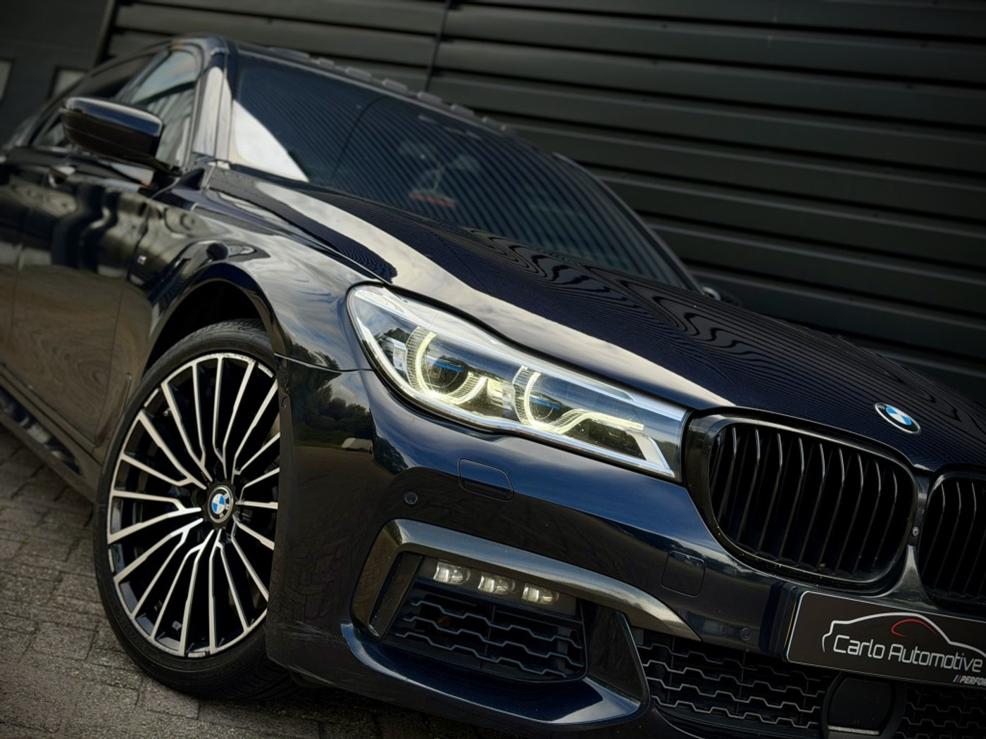 Foto van BMW 750li xDrive