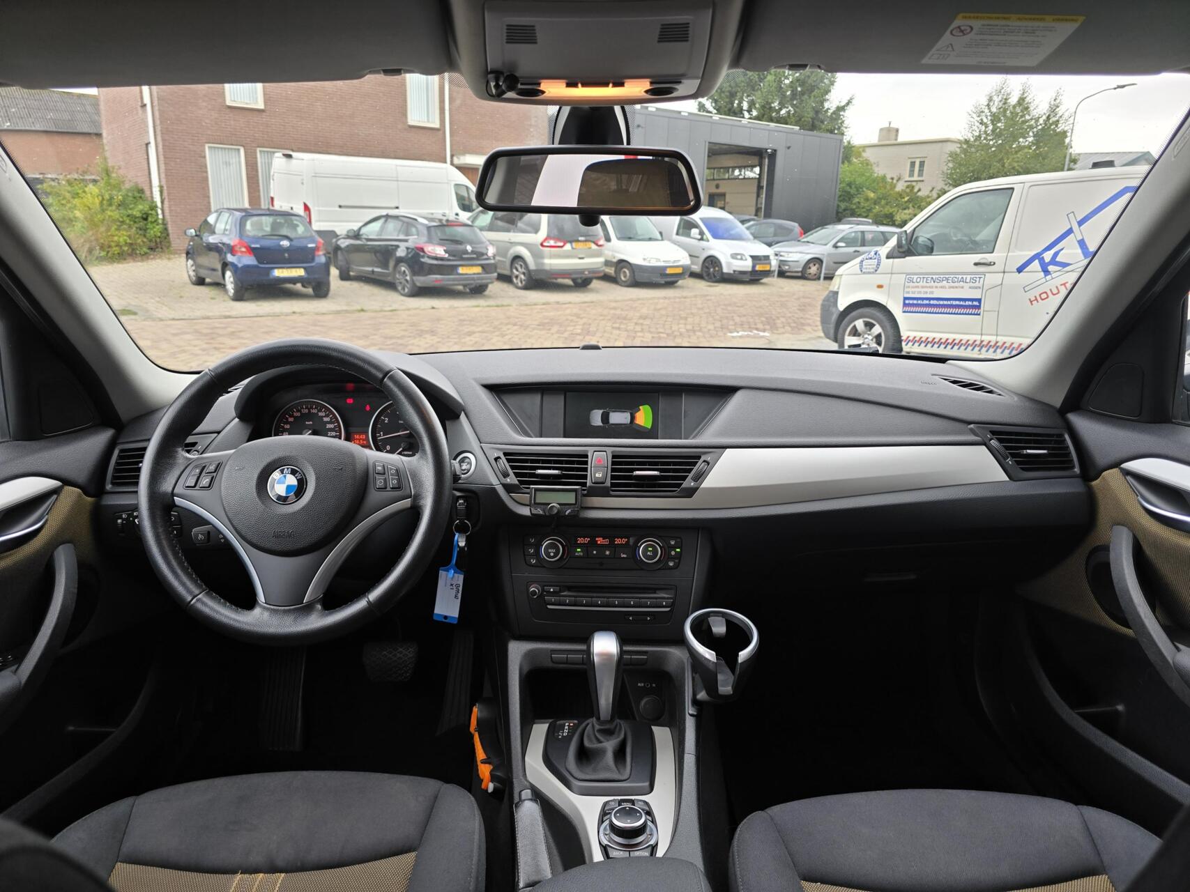 Foto van BMW X1 sDrive 18i