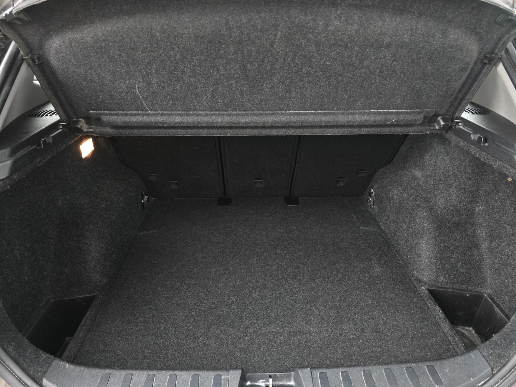 Foto van BMW X1 sDrive 18i