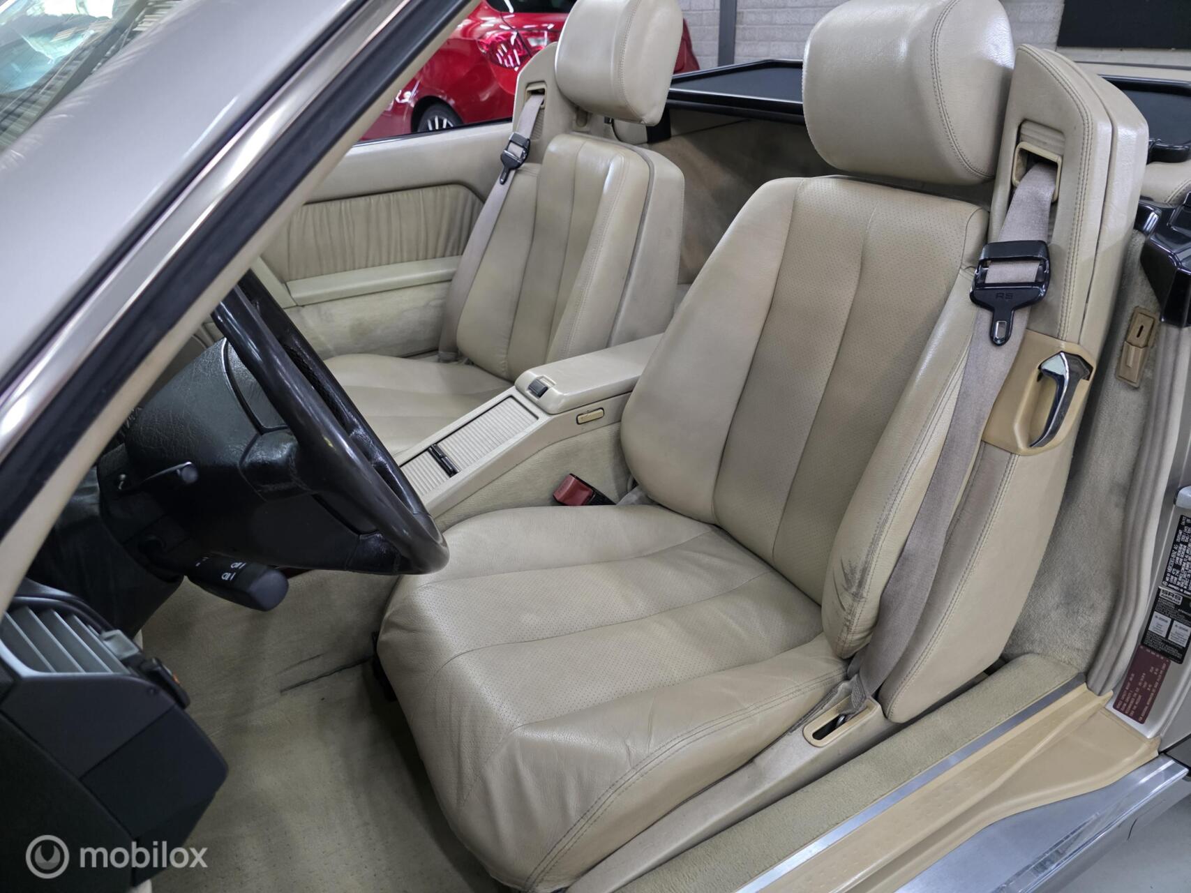 Foto van Mercedes-Benz SL 500