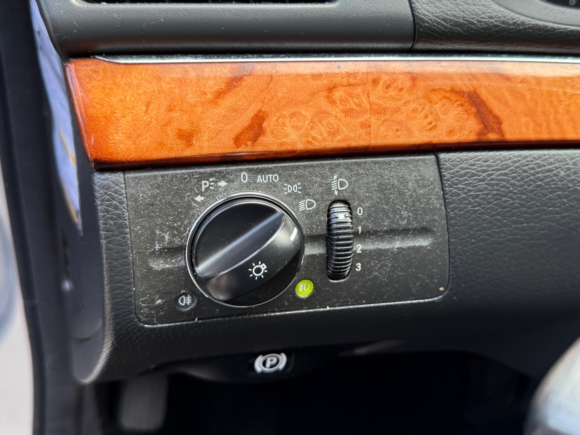 Foto van Mercedes-Benz E 280
