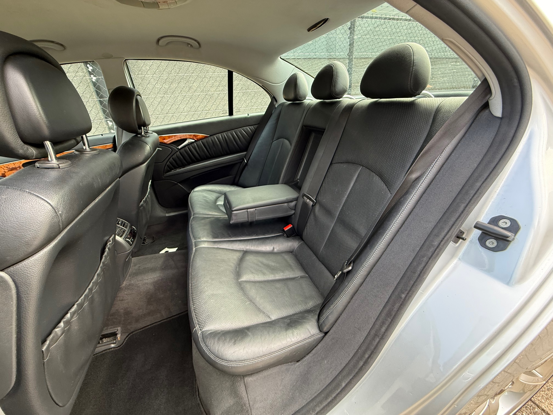 Foto van Mercedes-Benz E 280