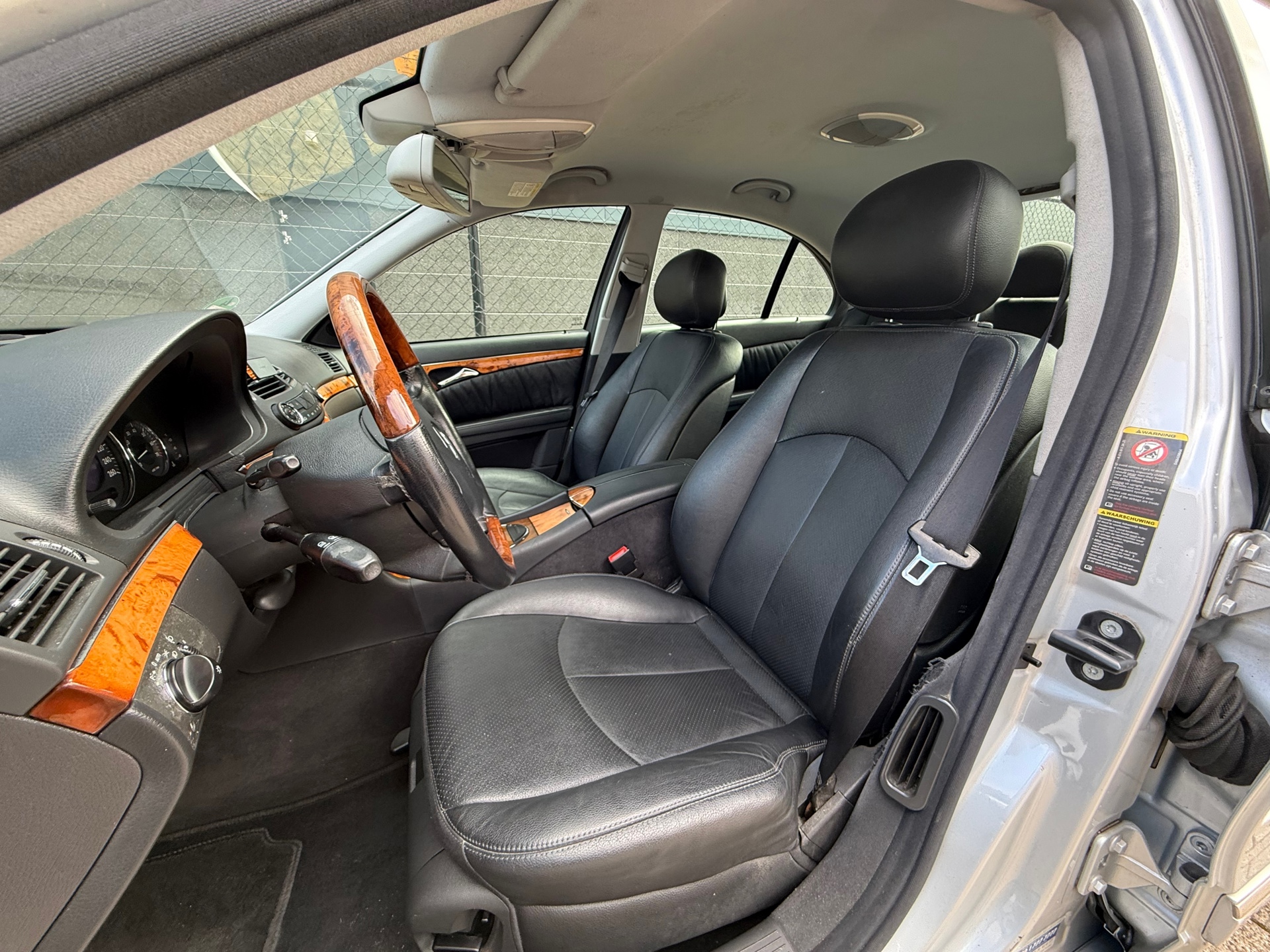 Foto van Mercedes-Benz E 280