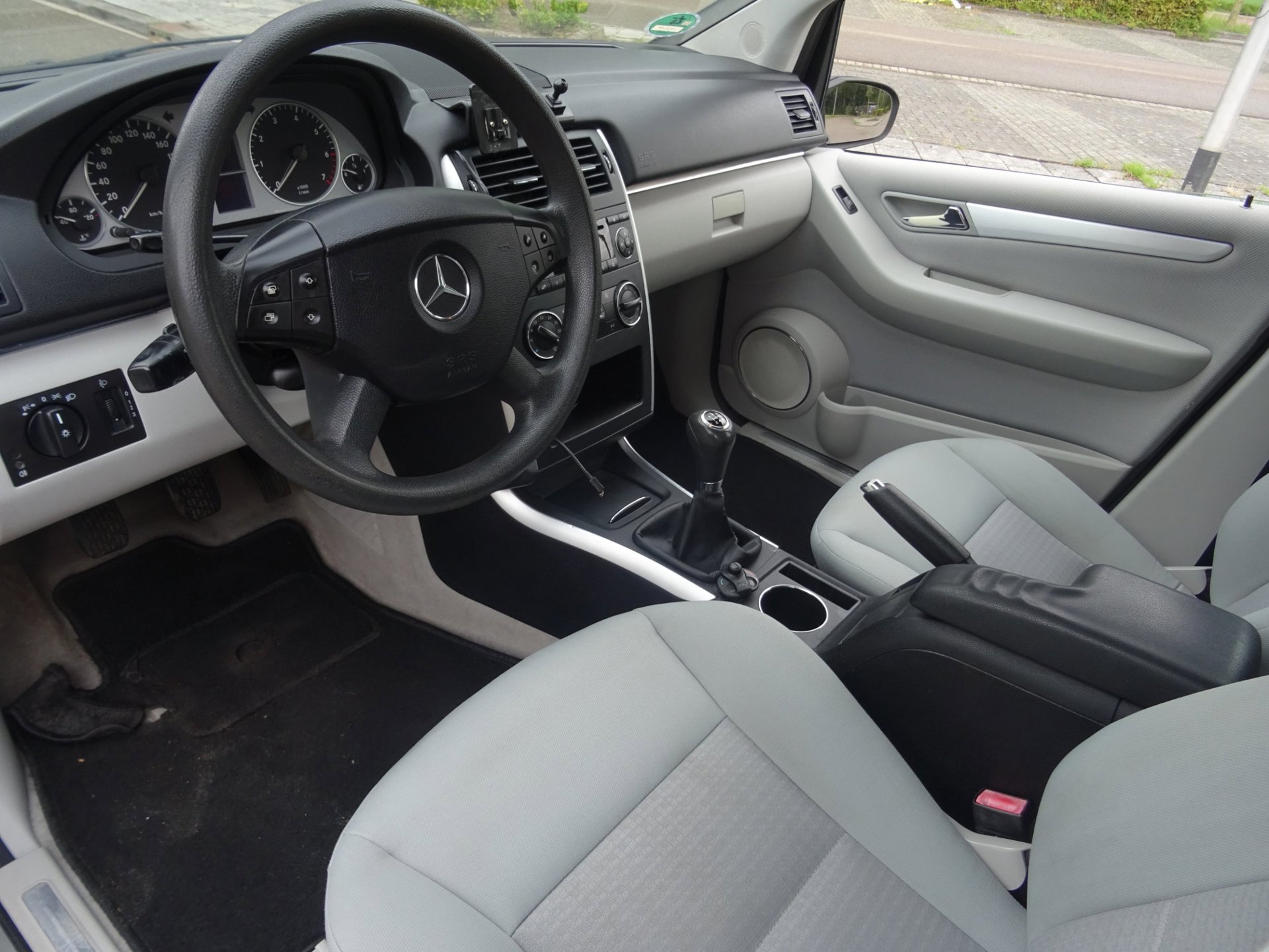 Foto van Mercedes-Benz B 150