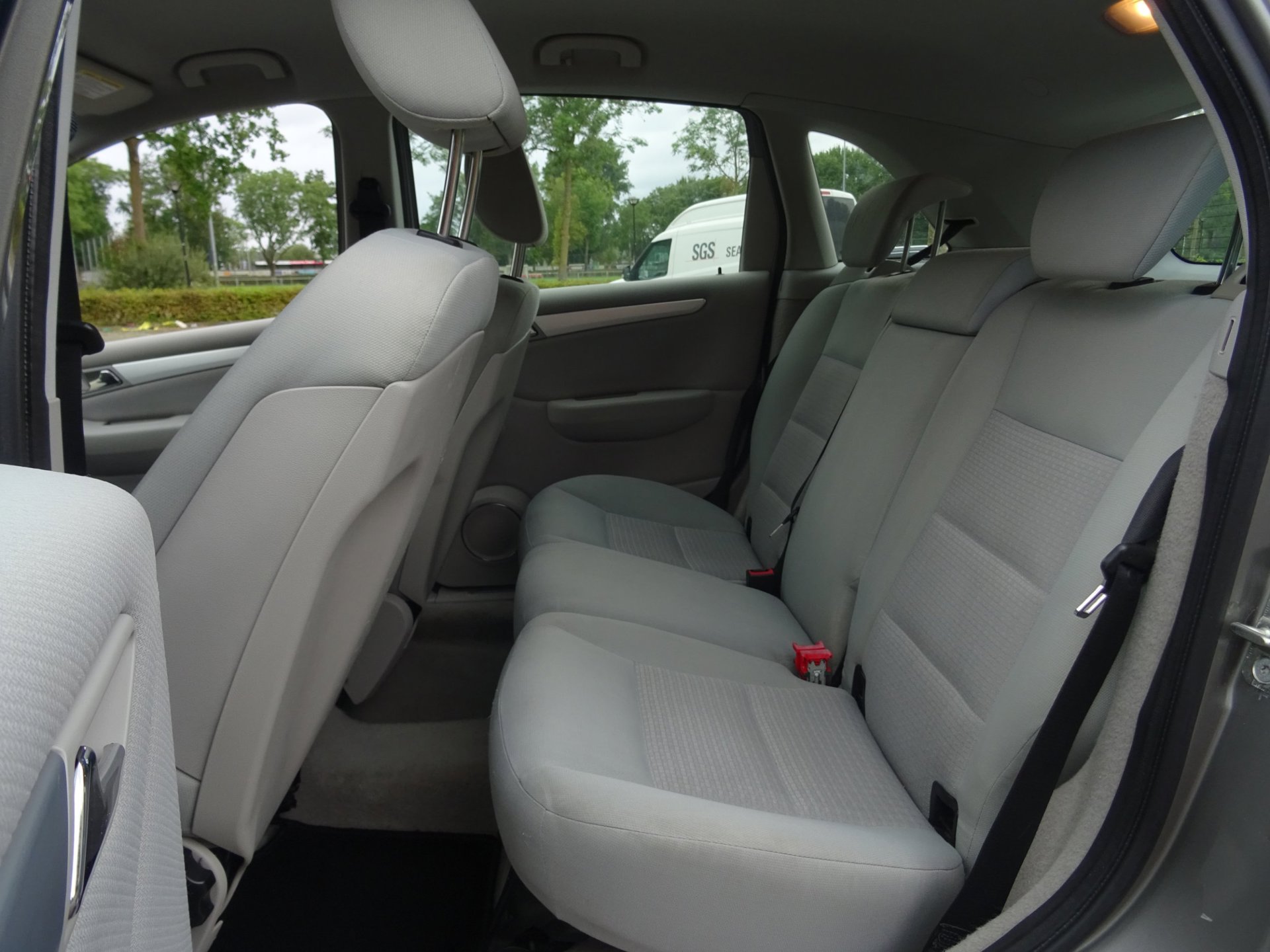 Foto van Mercedes-Benz B 150