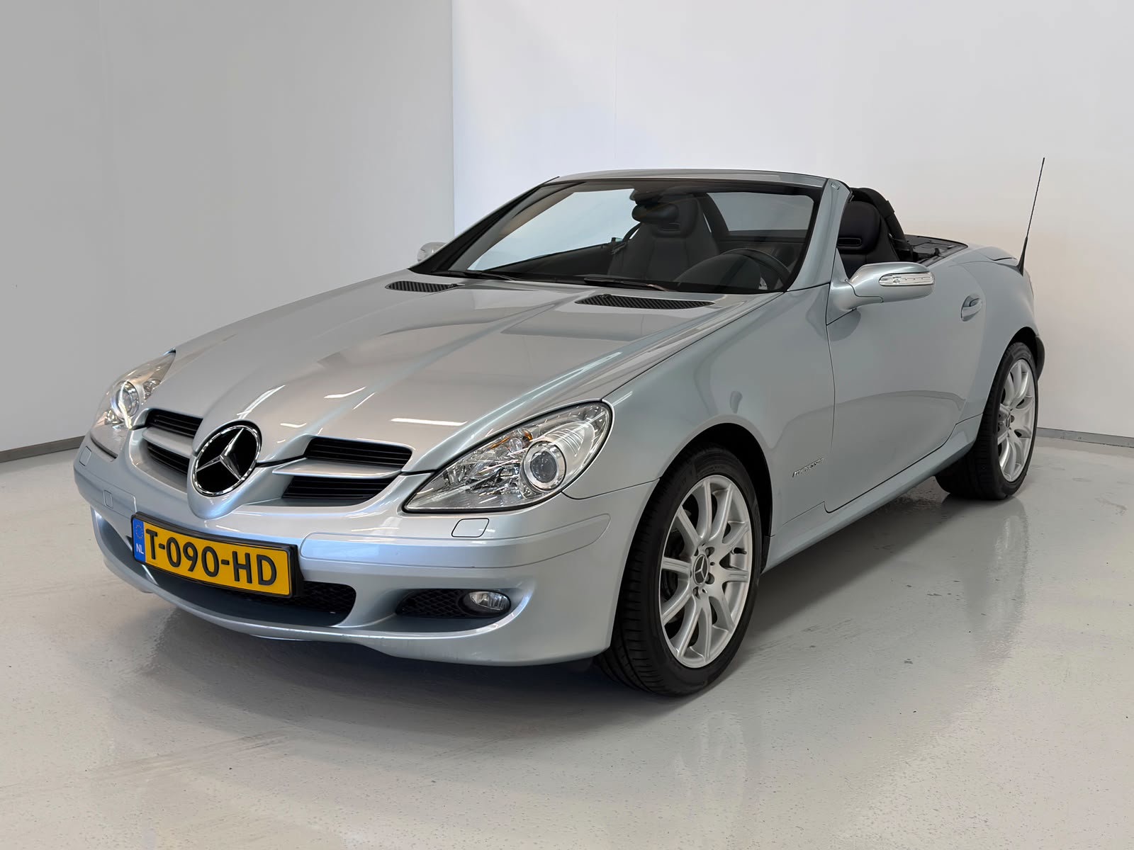 Foto van Mercedes-Benz SLK 200 Kompressor