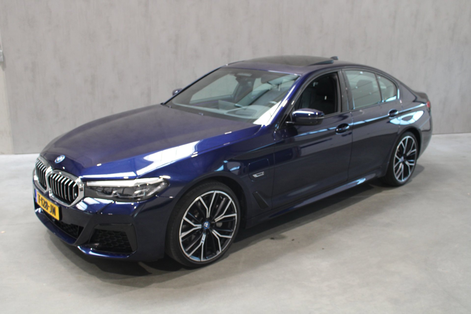 Foto van BMW 530e
