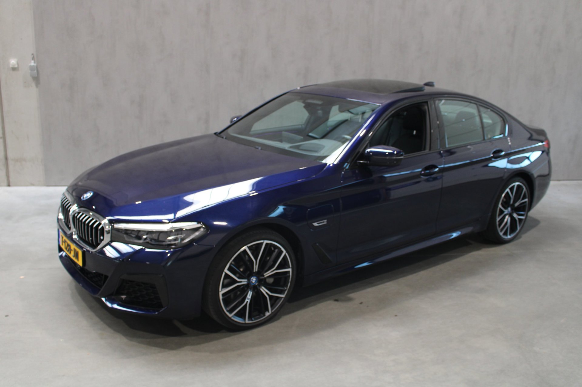Foto van BMW 530e