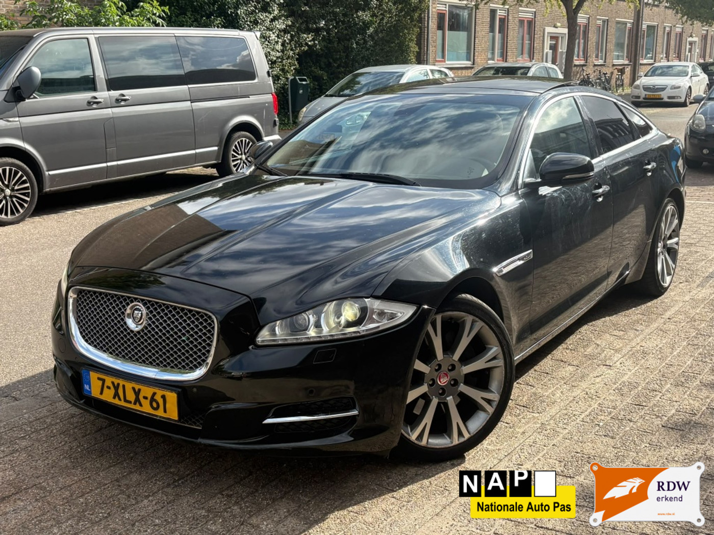 Jaguar Jaguar XJ 3.0 V6D Portfolio / 1 TURBO NO GOOD 2013 - voorkant