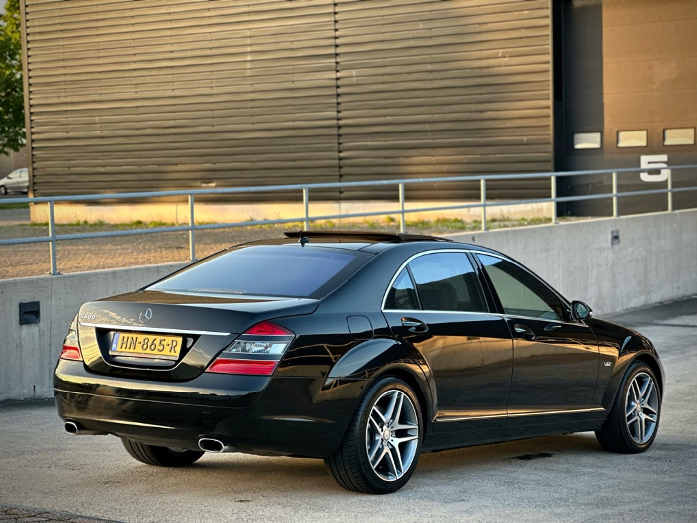 Foto van Mercedes-Benz S 600