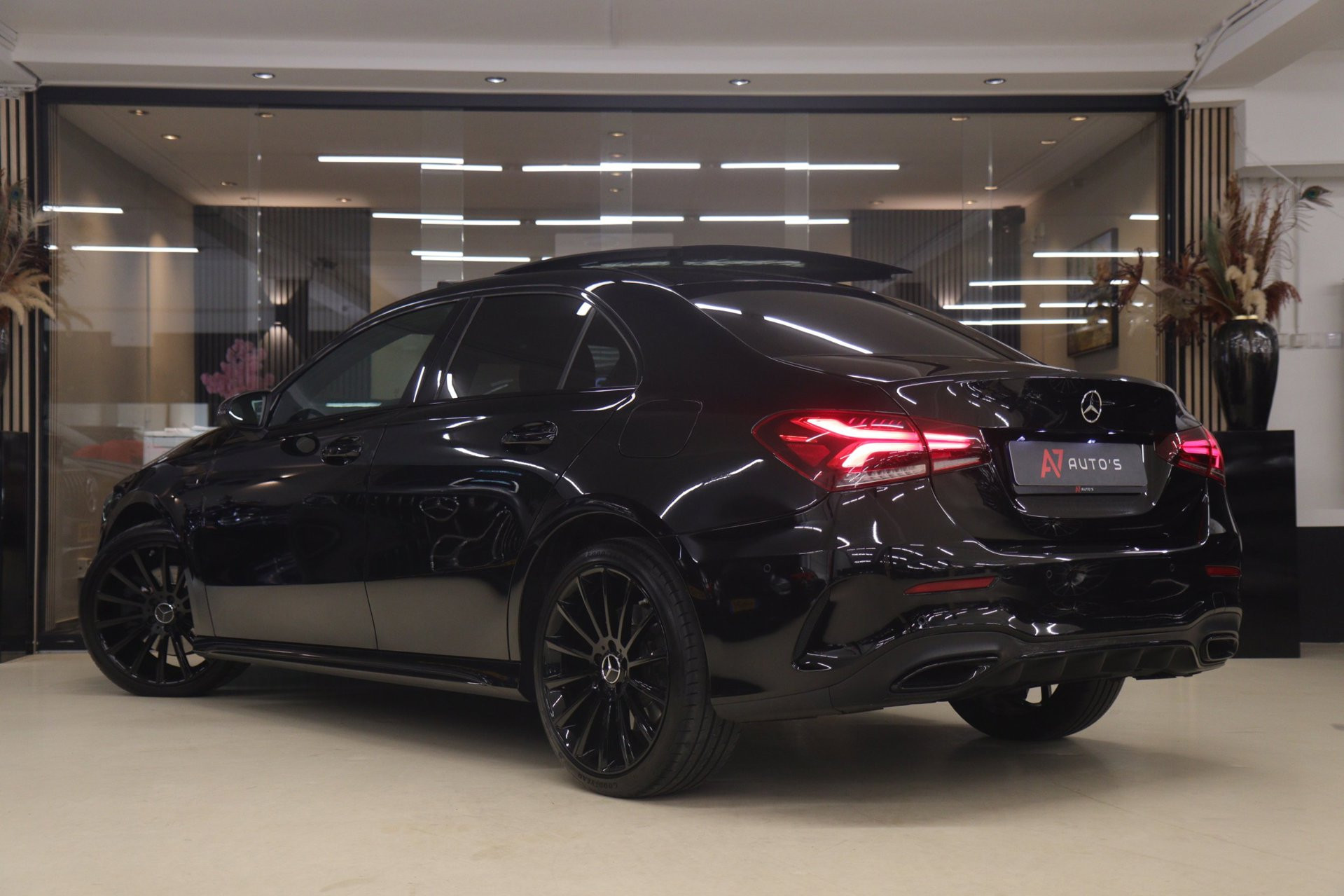 Foto van Mercedes-Benz A 250 E