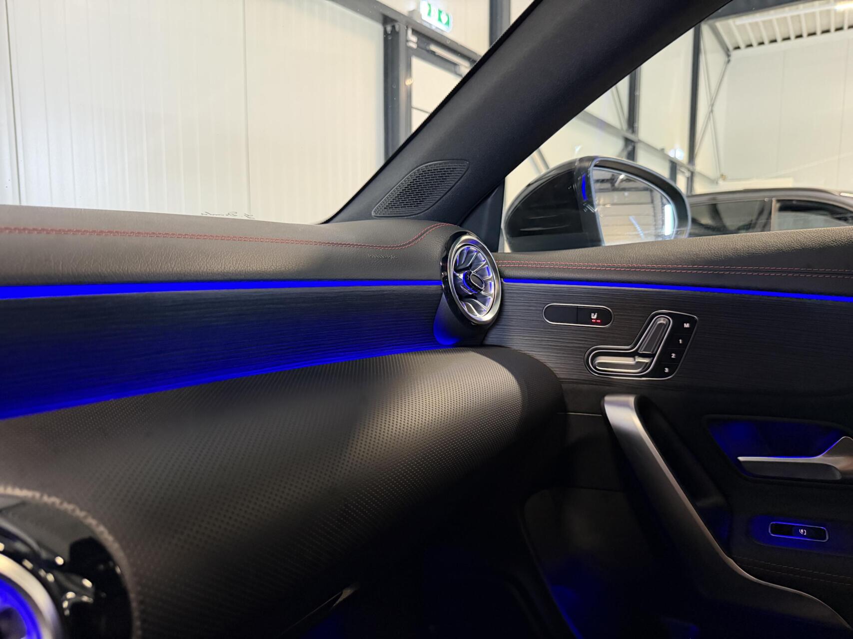 Foto van Mercedes-Benz Cla 250 E