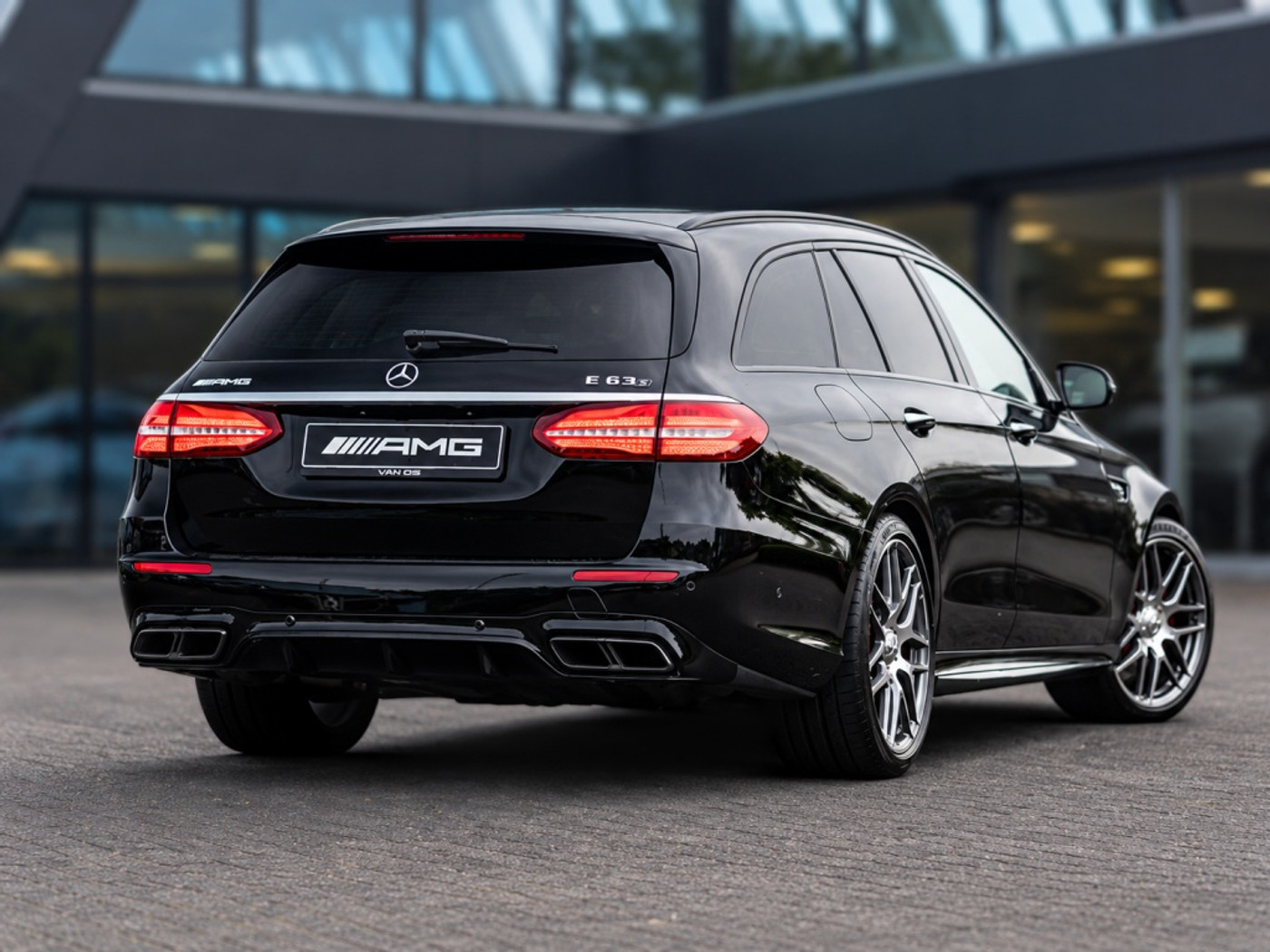 Foto van Mercedes-Benz E-klasse Estate