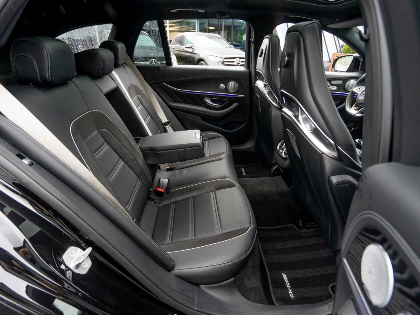 Foto van Mercedes-Benz E-klasse Estate
