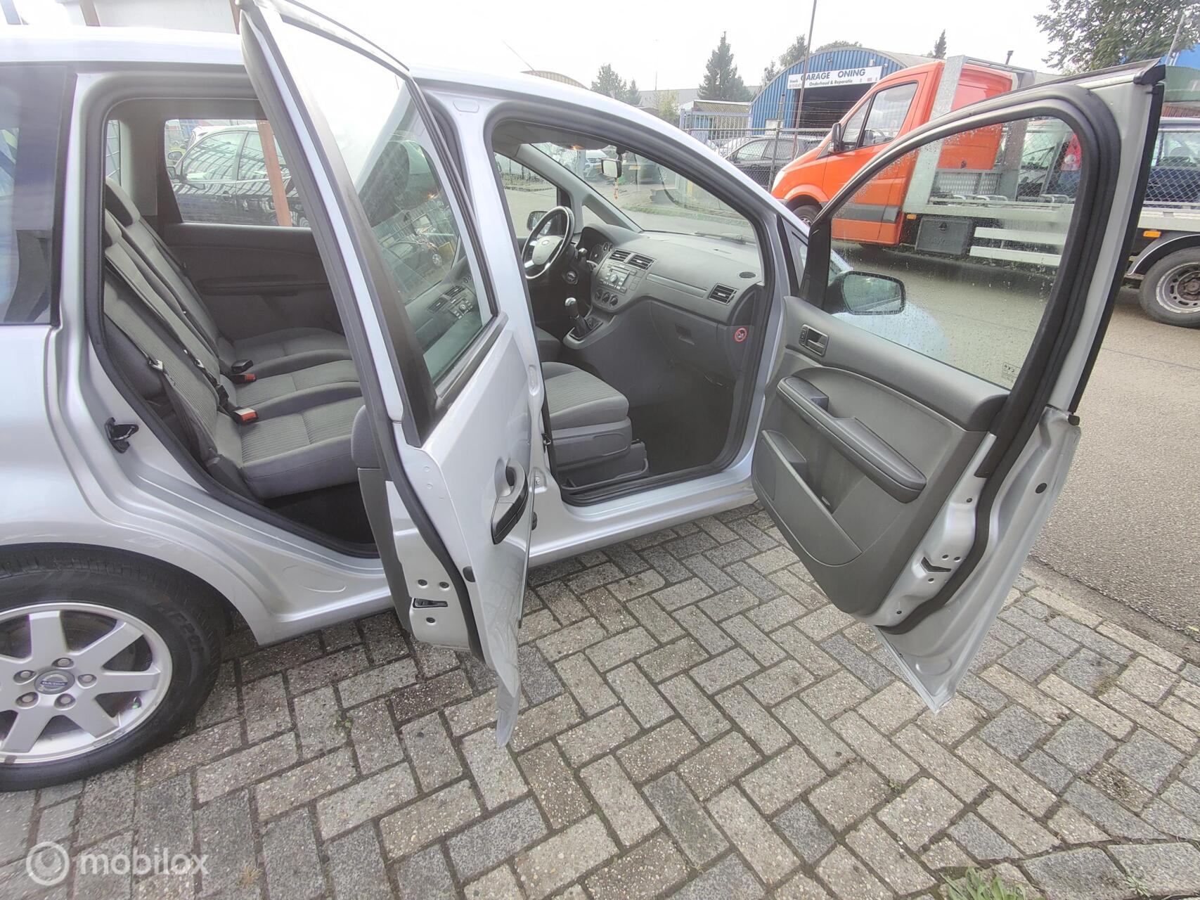 Foto van Ford Focus C-max