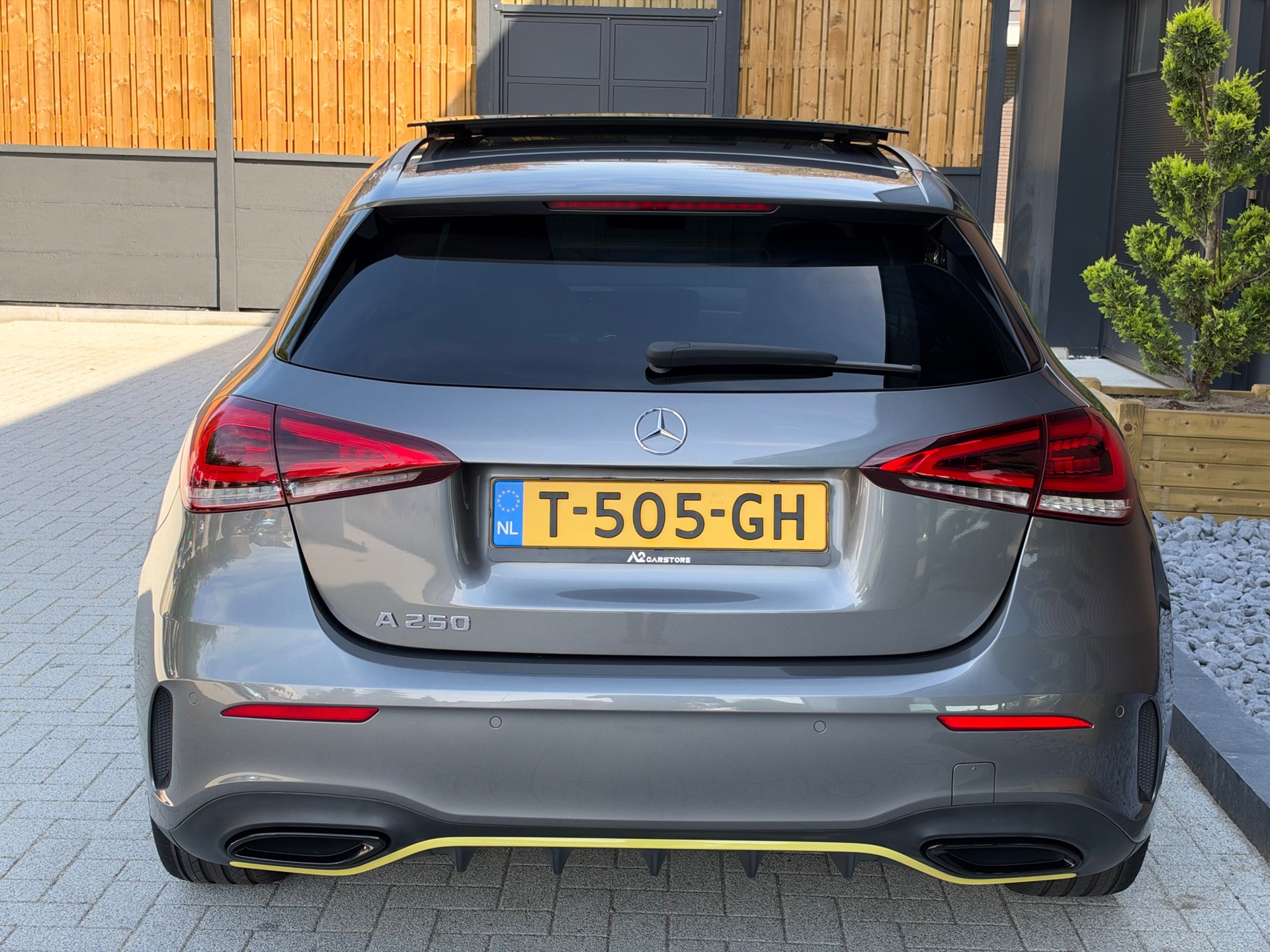 Foto van Mercedes-Benz A 250