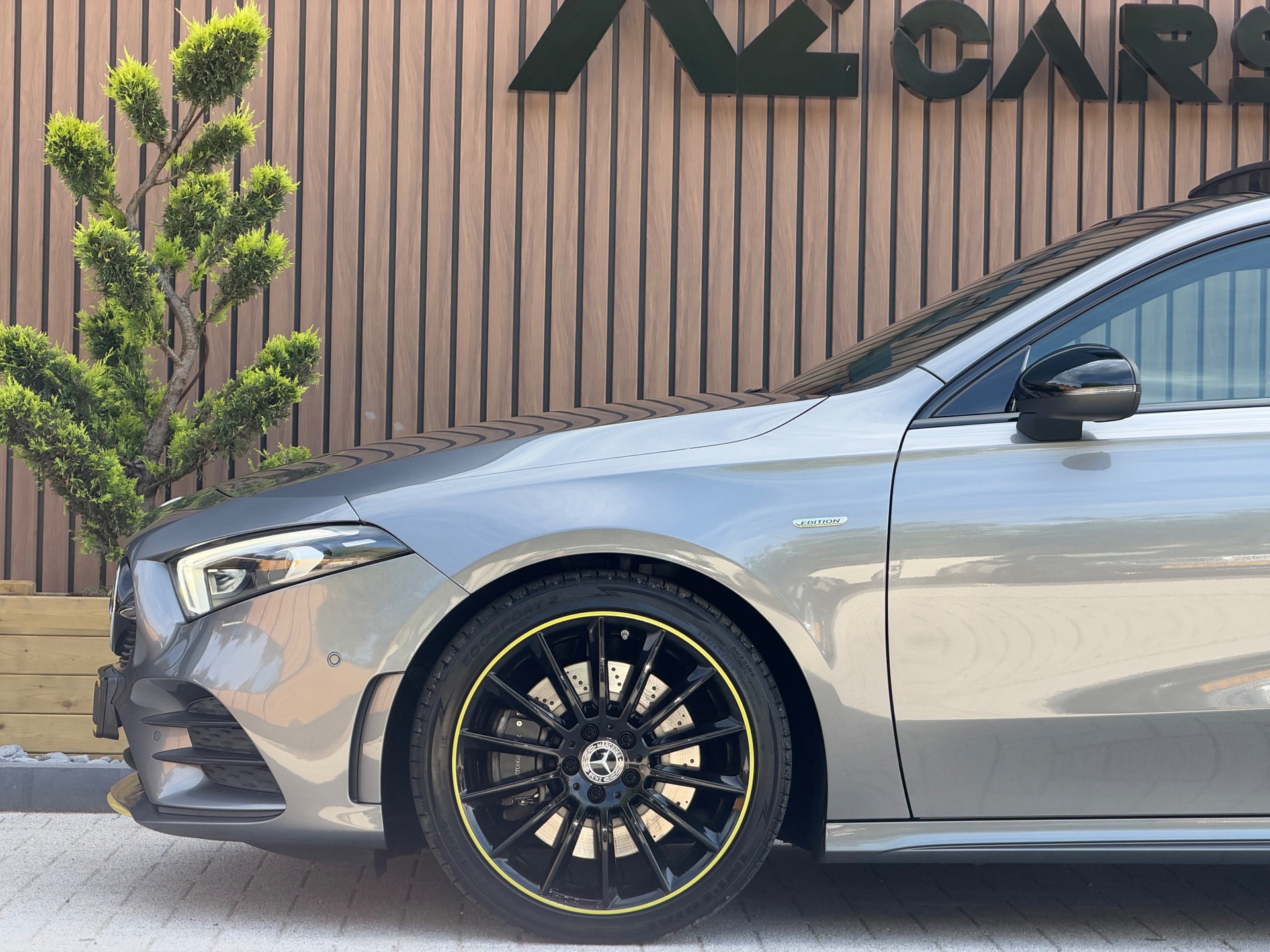 Foto van Mercedes-Benz A 250