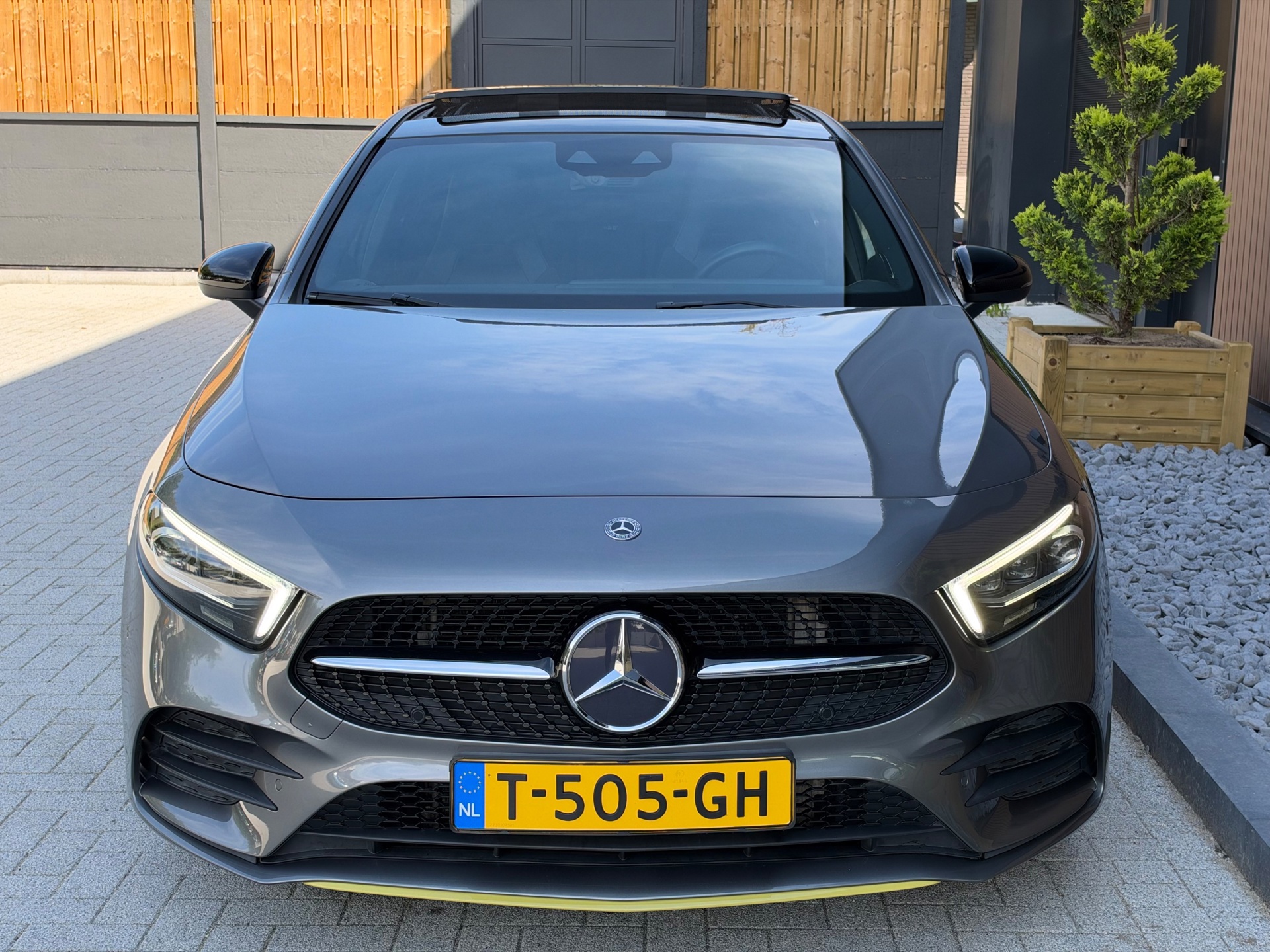 Foto van Mercedes-Benz A 250