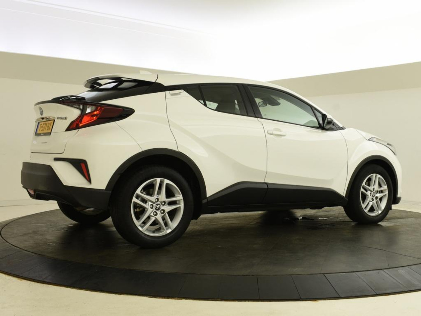 Foto van Toyota Toyota C-hr