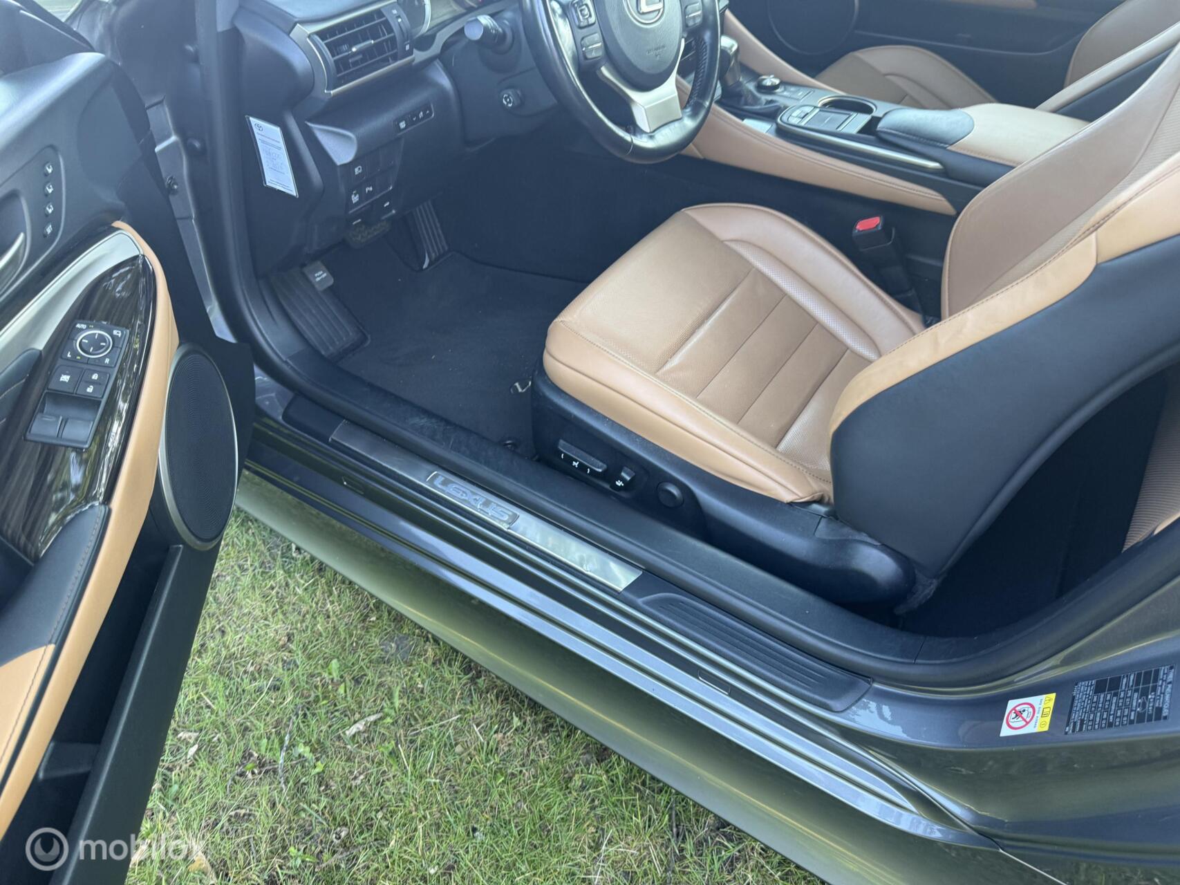 Foto van Lexus Lexus Rc300h