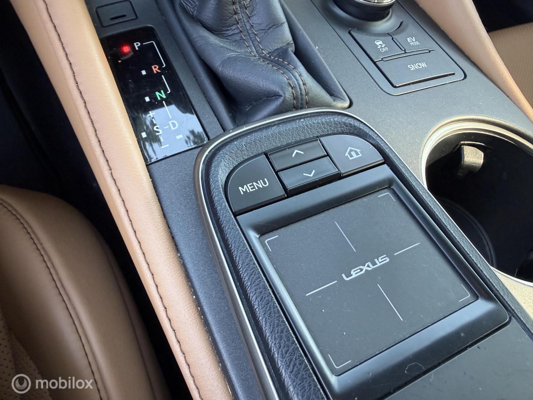 Foto van Lexus Lexus Rc300h