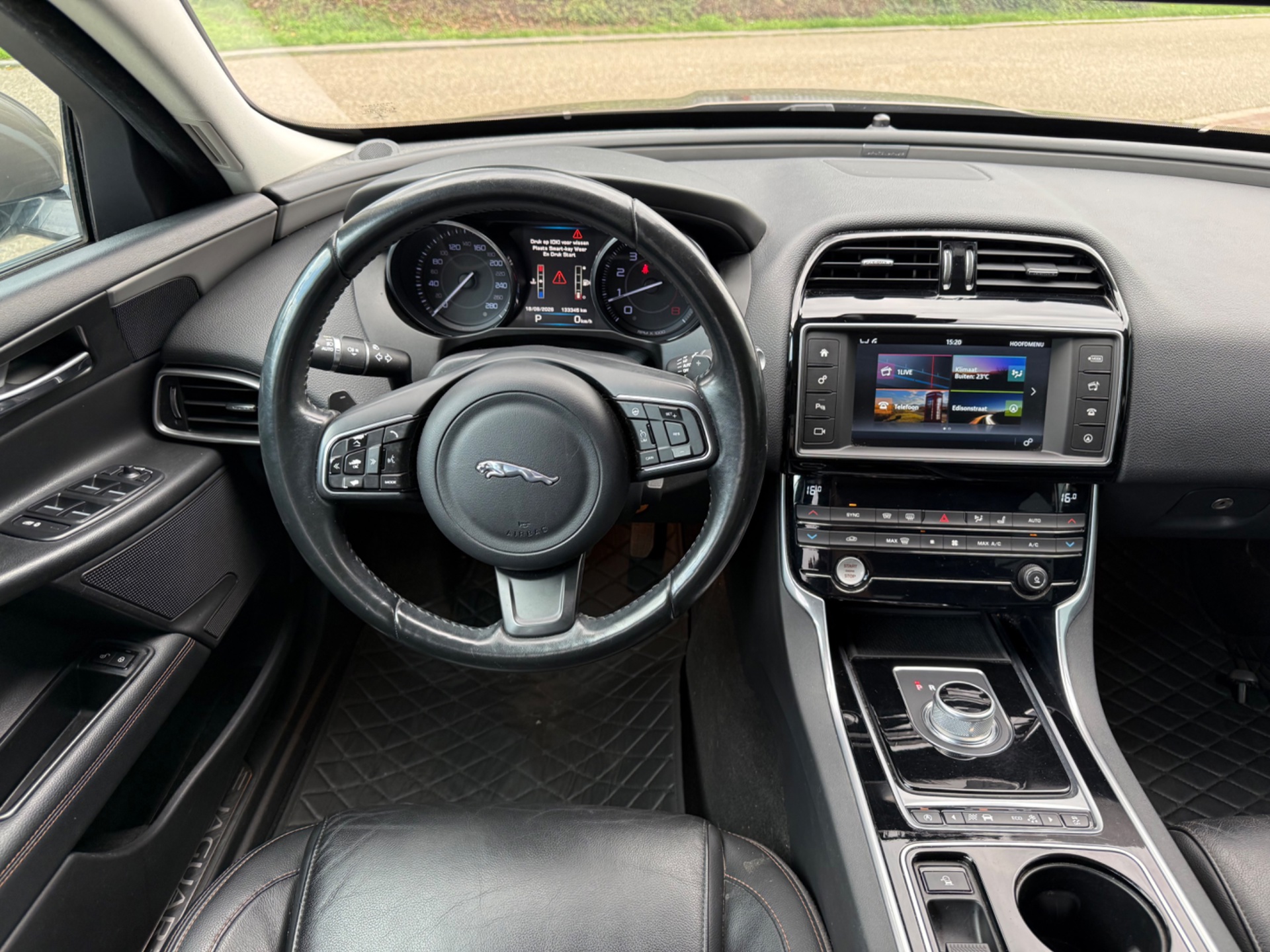 Foto van Jaguar Jaguar Xe