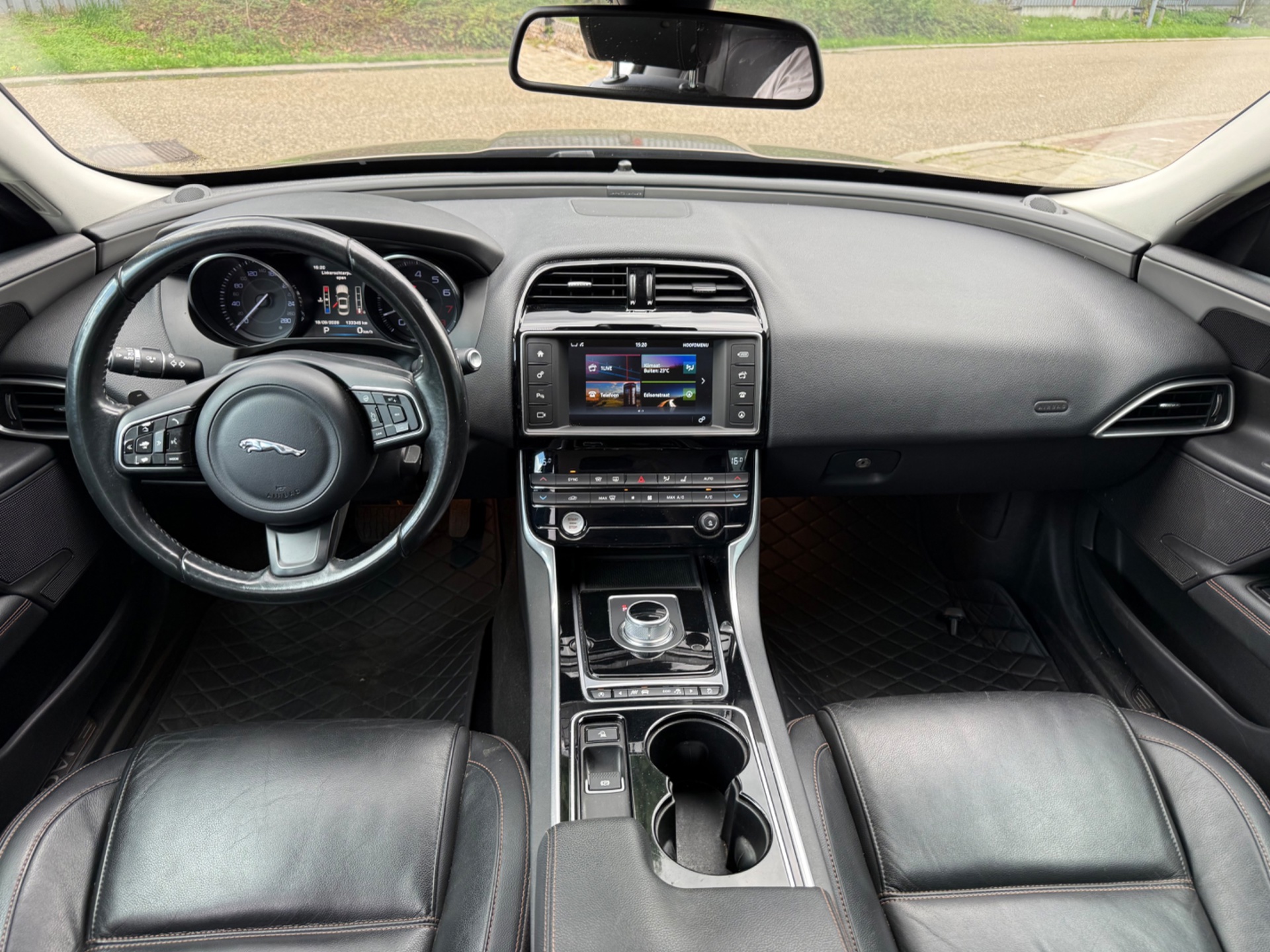 Foto van Jaguar Jaguar Xe