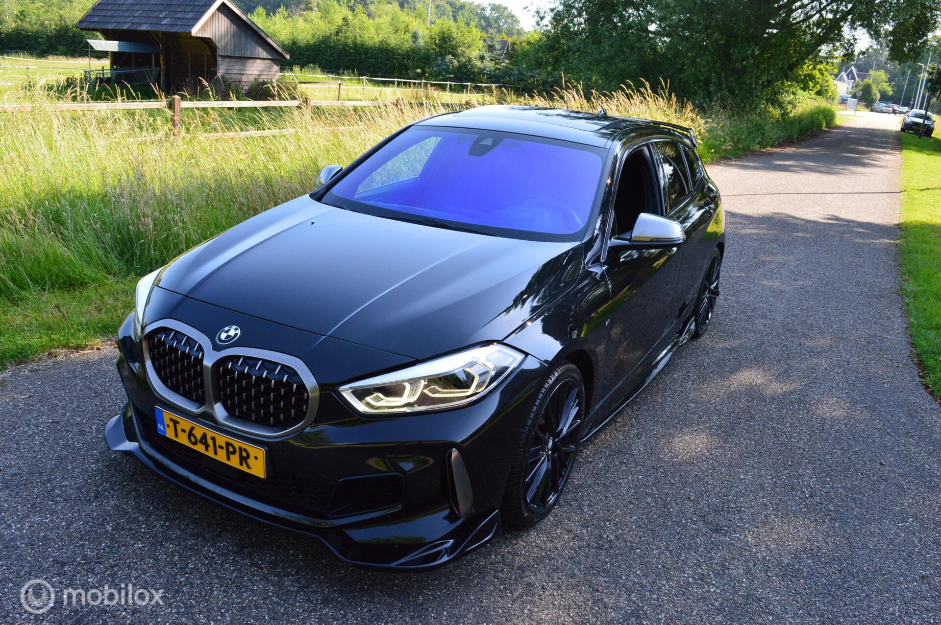 Foto van BMW M135i xDrive