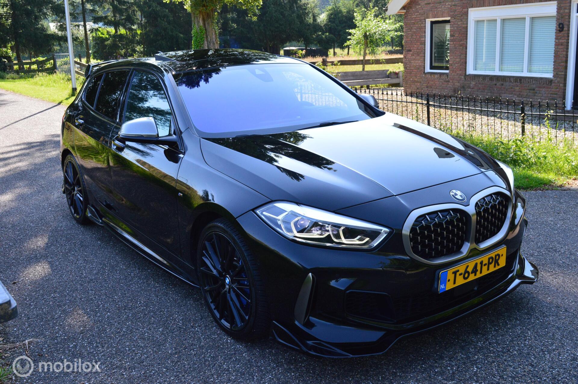 Foto van BMW M135i xDrive