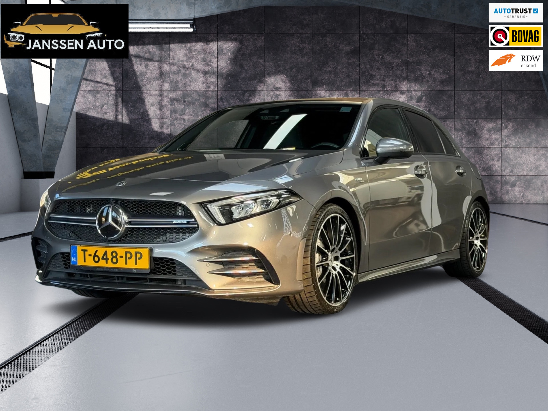 Mercedes-Benz A-klasse AMG 35 4MATIC Premium Plus 2020 - voorkant