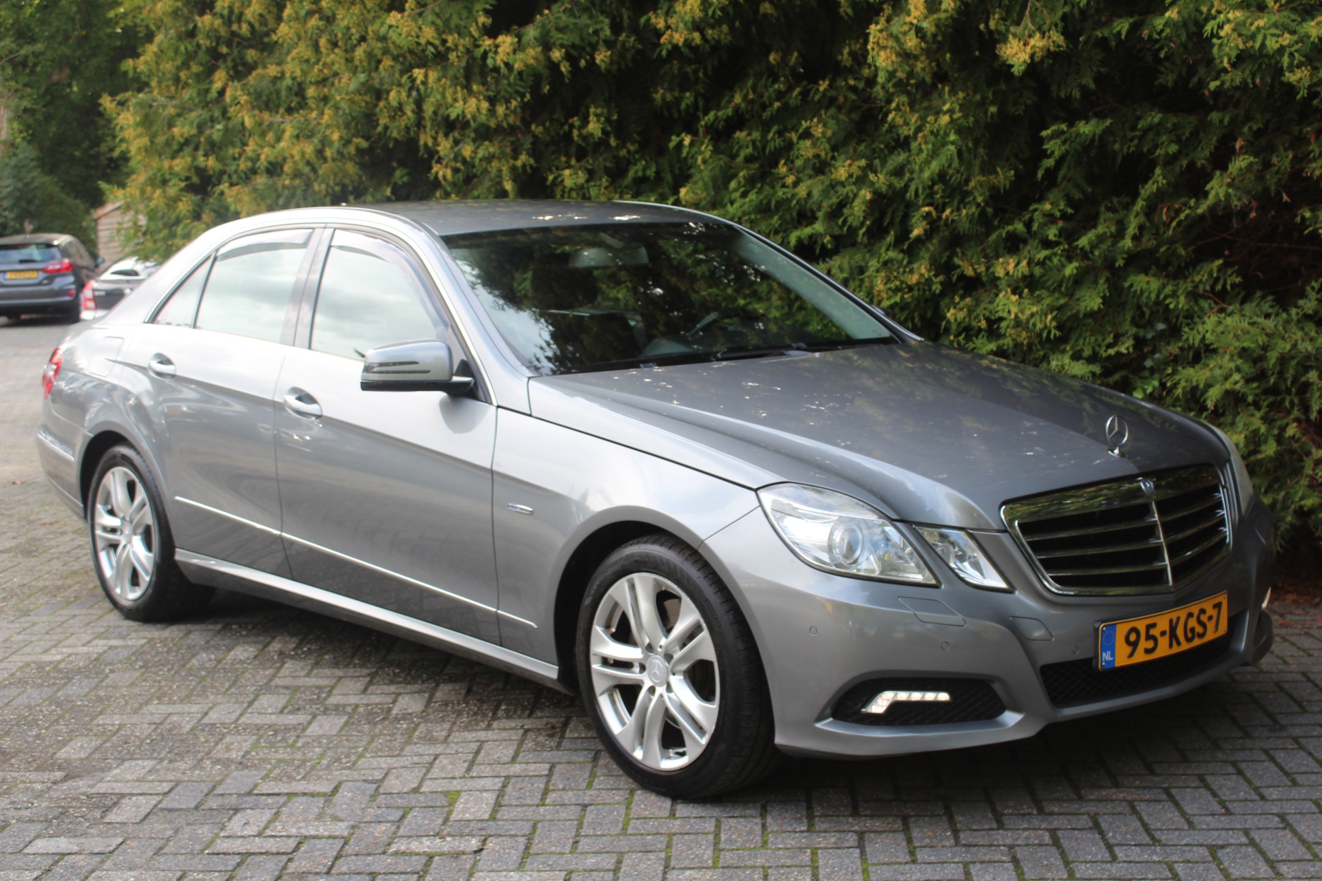 Foto van Mercedes-Benz E 250 Cgi