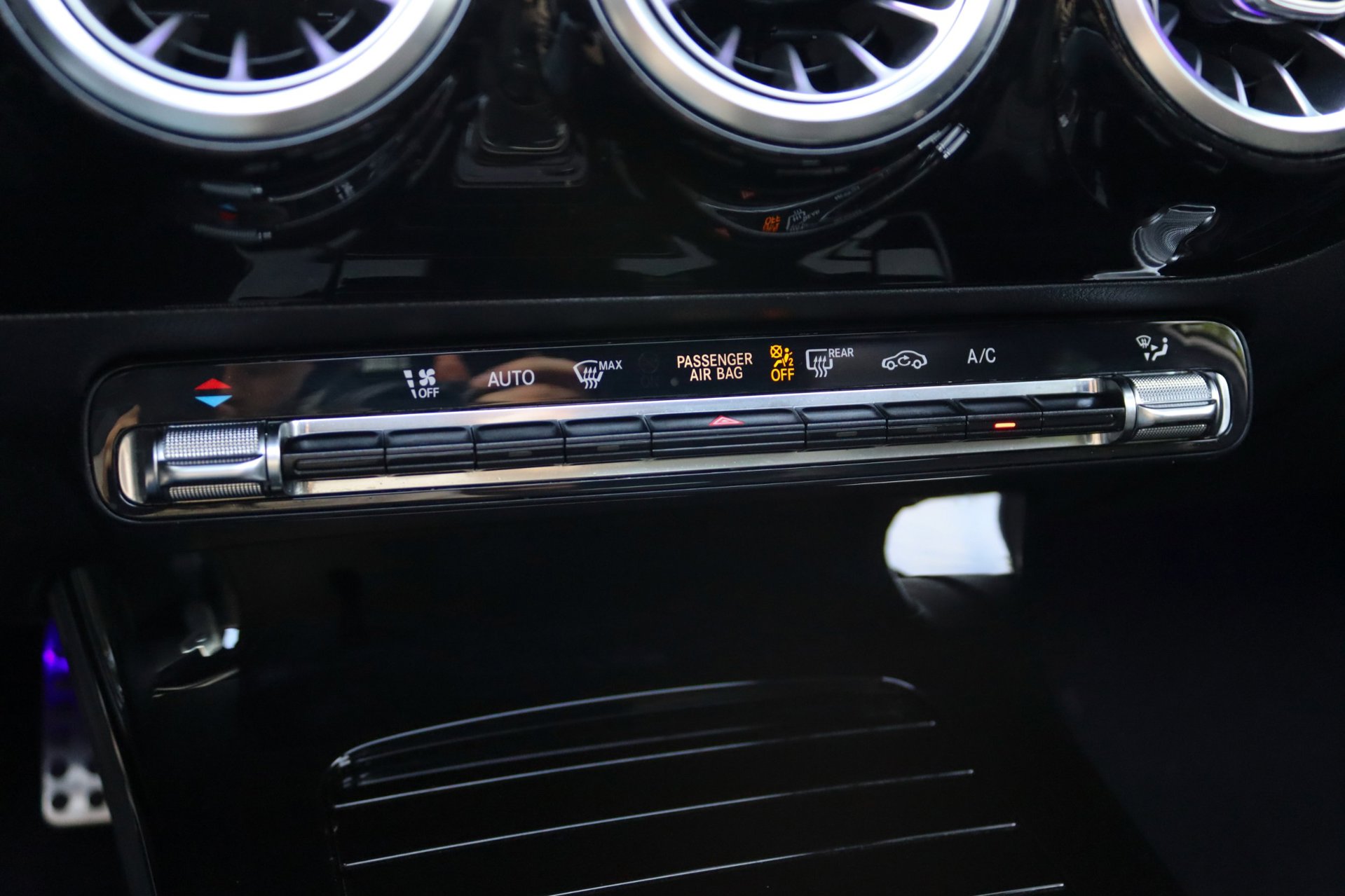 Foto van Mercedes-Benz A 220