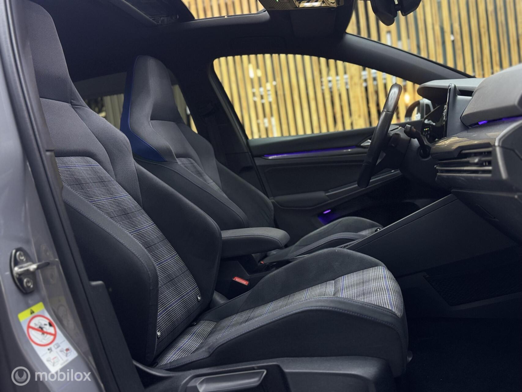 Foto van Volkswagen Golf GTE