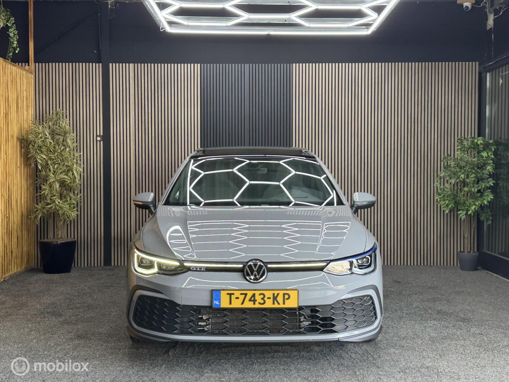 Foto van Volkswagen Golf GTE