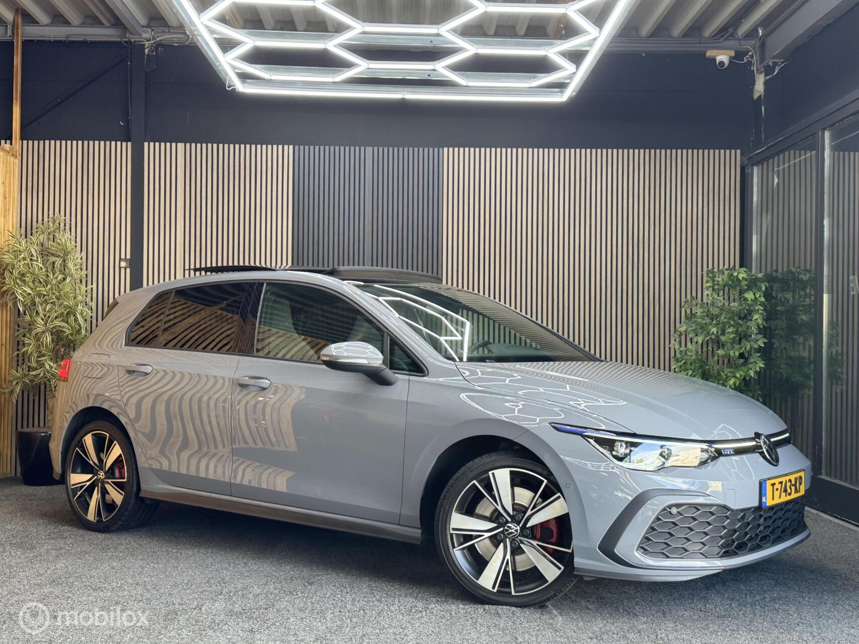 Foto van Volkswagen Golf GTE