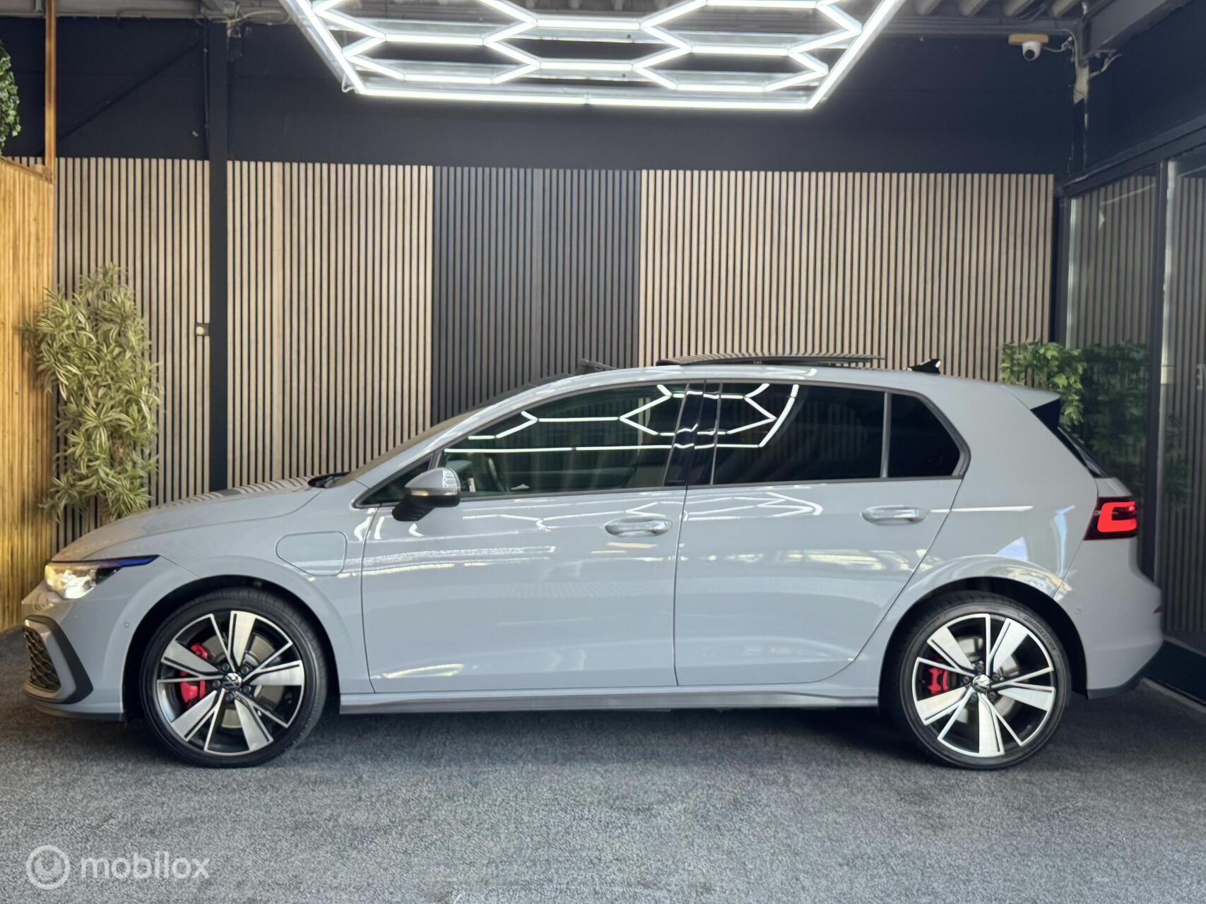 Foto van Volkswagen Golf GTE