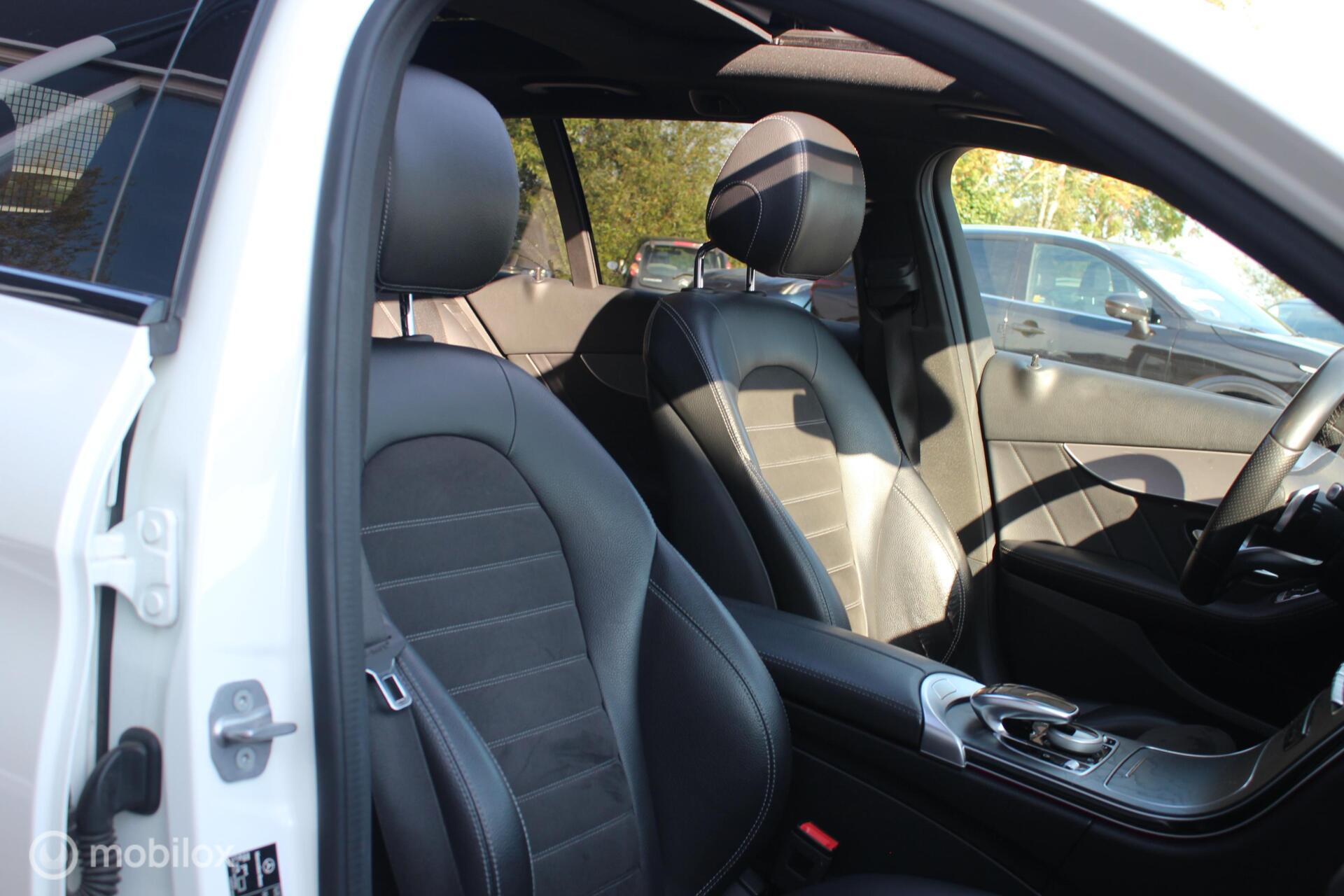 Foto van Mercedes-Benz C 300 E