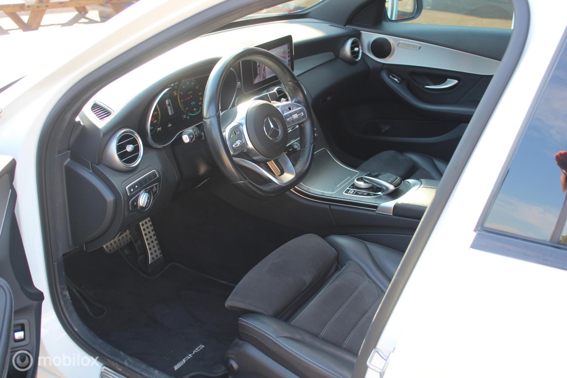 Foto van Mercedes-Benz C 300 E